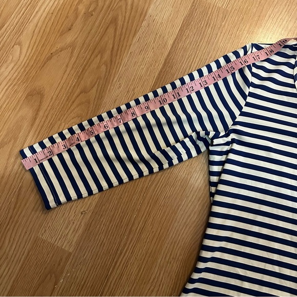 J. McLaughlin blue cream/white stripe 3/4 length size medium shirt - Picture 4 of 9